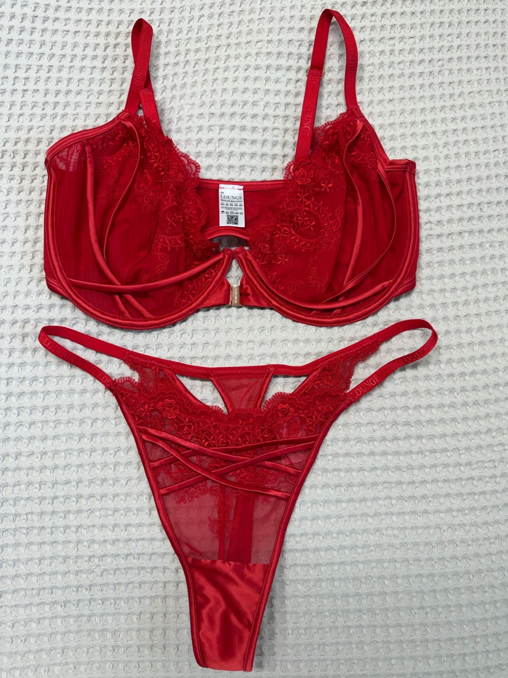 Lounge Underwear Lingerie Set - Bra and Thong